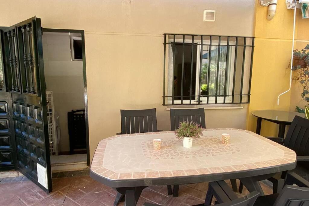 Apartamento Gloria 2 Малага Екстер'єр фото