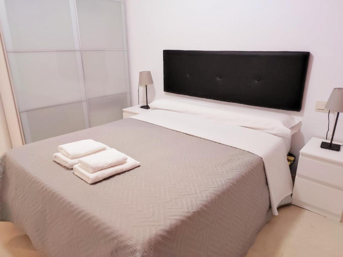 Apartamento Gloria 2 Малага Екстер'єр фото